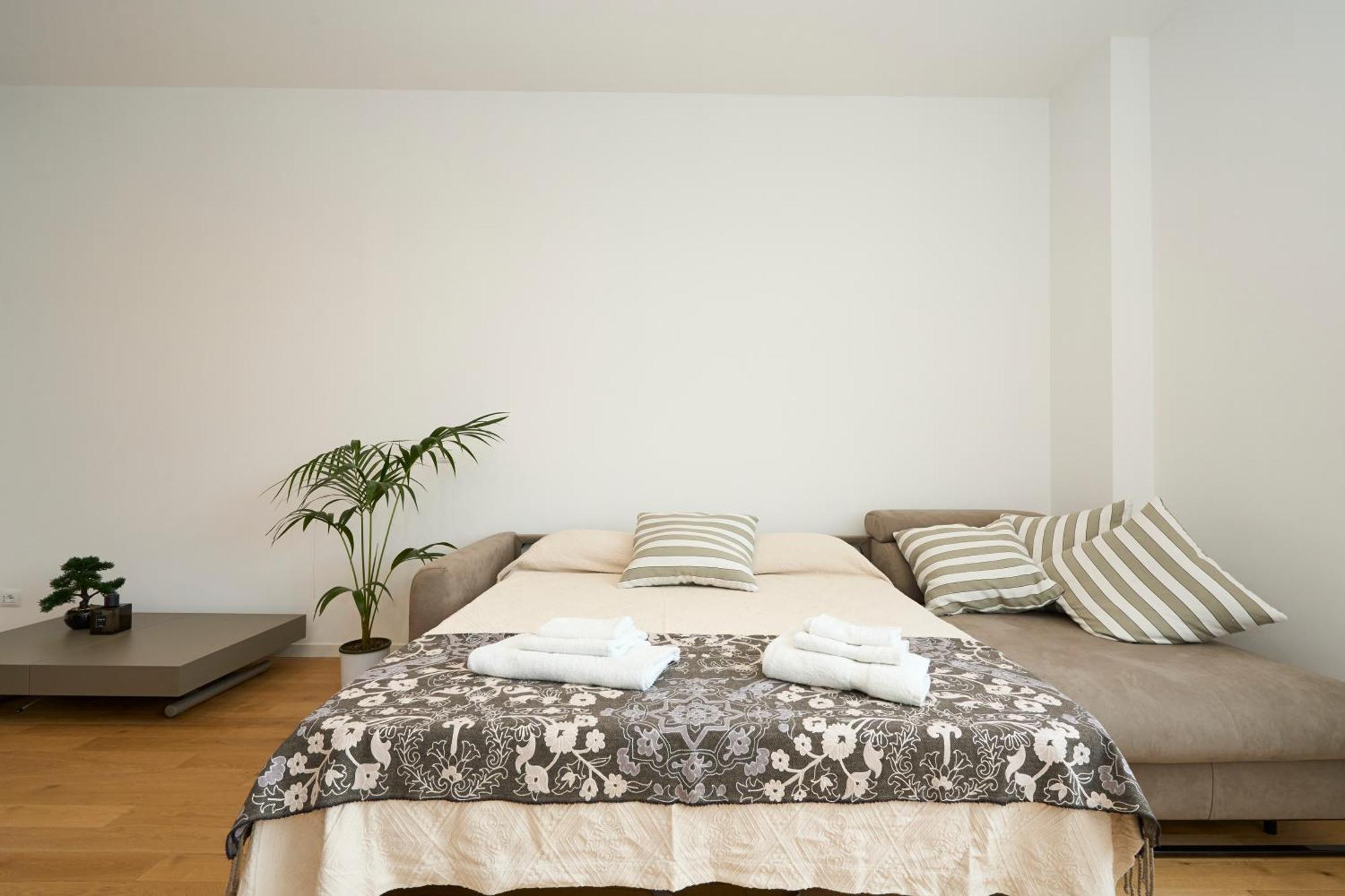 Luxury Design Suite - 20 Minutes From Duomo-Navigli Milano Eksteriør bilde
