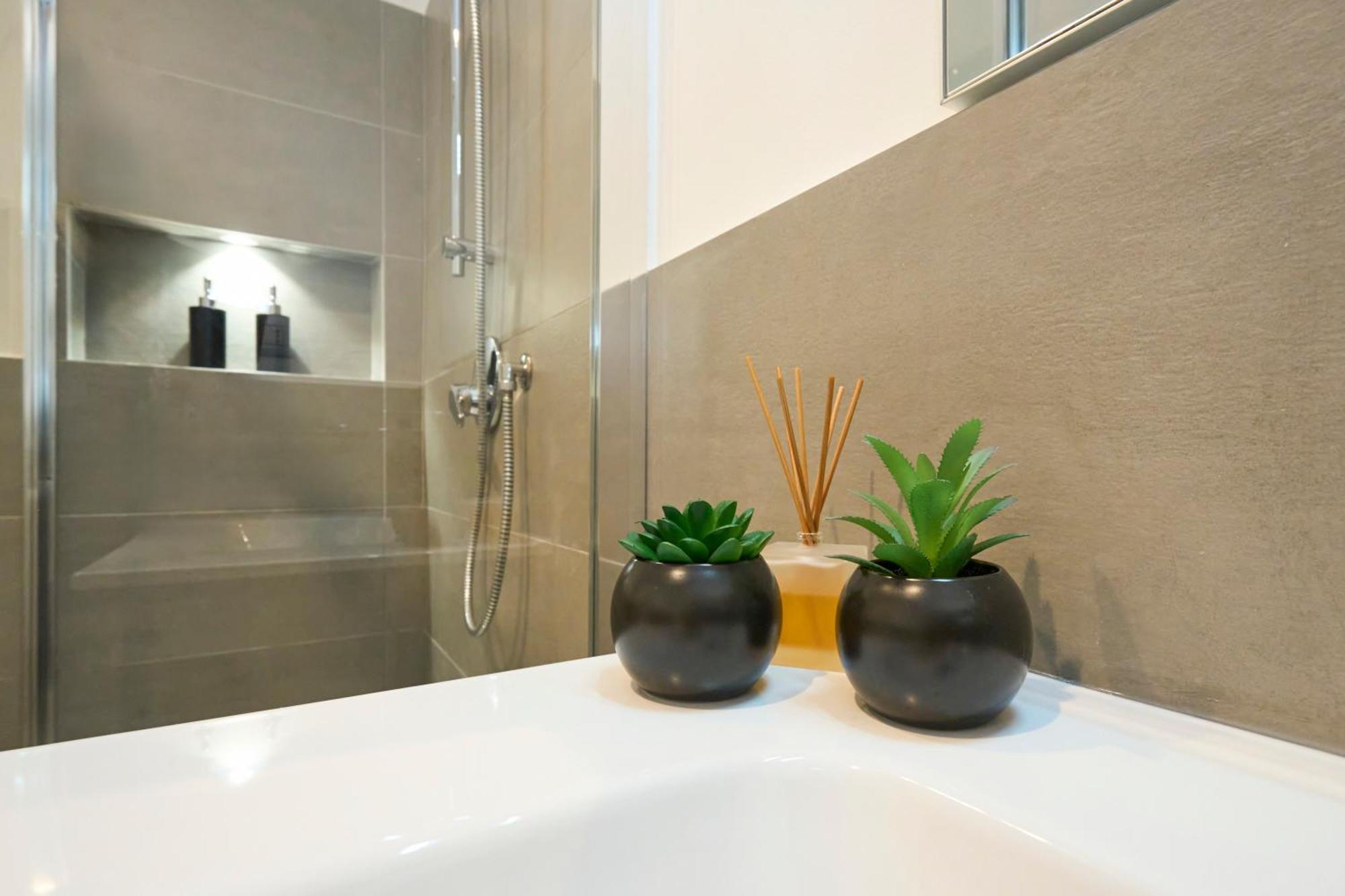 Luxury Design Suite - 20 Minutes From Duomo-Navigli Milano Eksteriør bilde